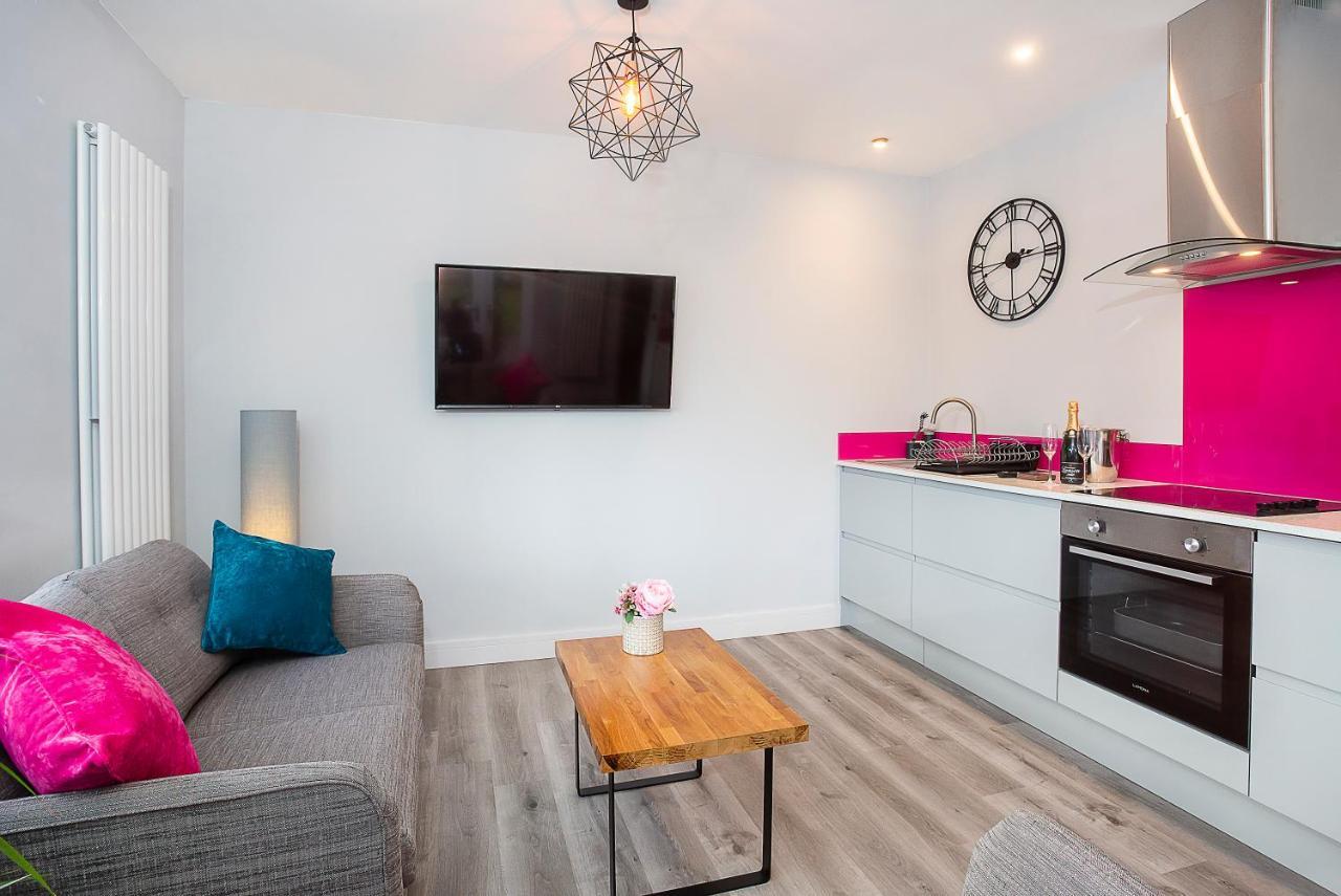 The Luxury Potting Shed With Free Parking! Apartment ยอร์ค ภายนอก รูปภาพ